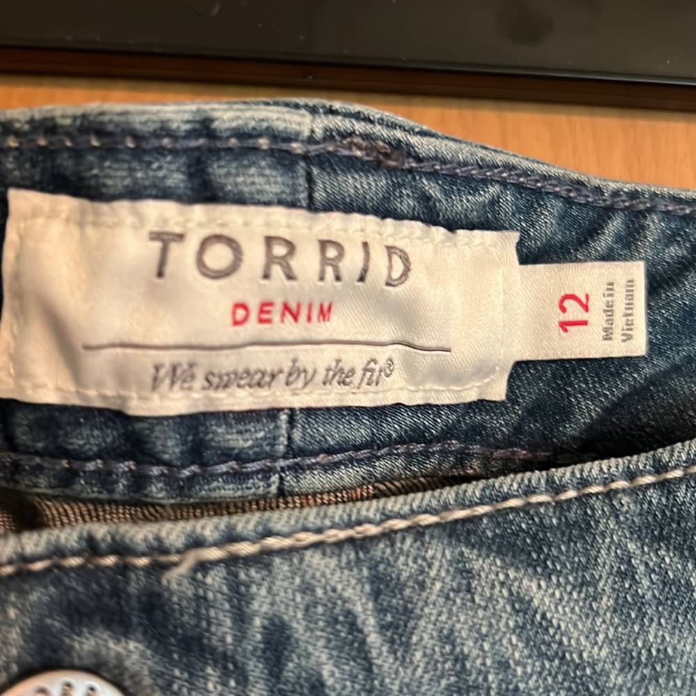 Torrid capti - Picture 2 of 8